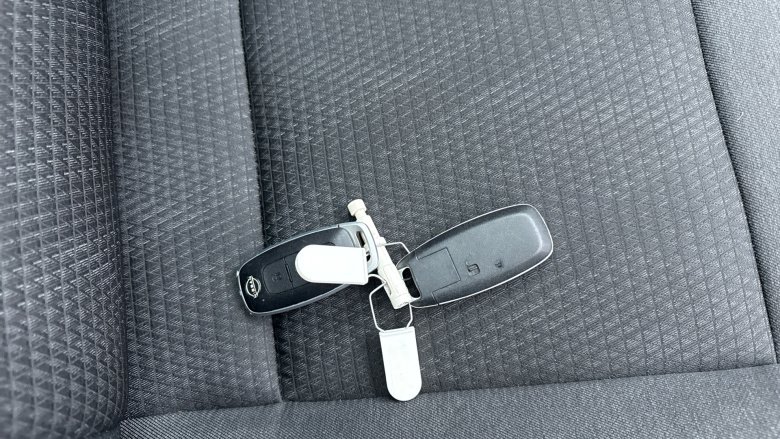 Nissan Qashqai 1.3 DiG-T MH N-Connecta [Glass Roof] 5dr Petrol Hatchback